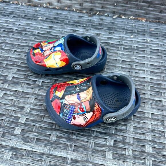 Crocs Marvel Avengers Kids‎ Clogs Size 6 Toddler - Picture 9 of 11
